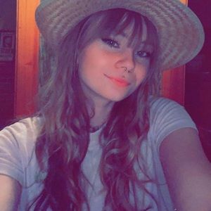 Meet your Posher, Dae